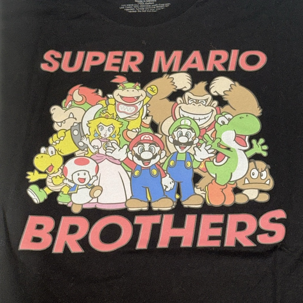 Nintendo Super Mario Black Tee 2 XL - Picture 2 of 4